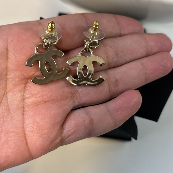 EUC Chanel earrings B24P Made in Italy - Picture 3 of 8